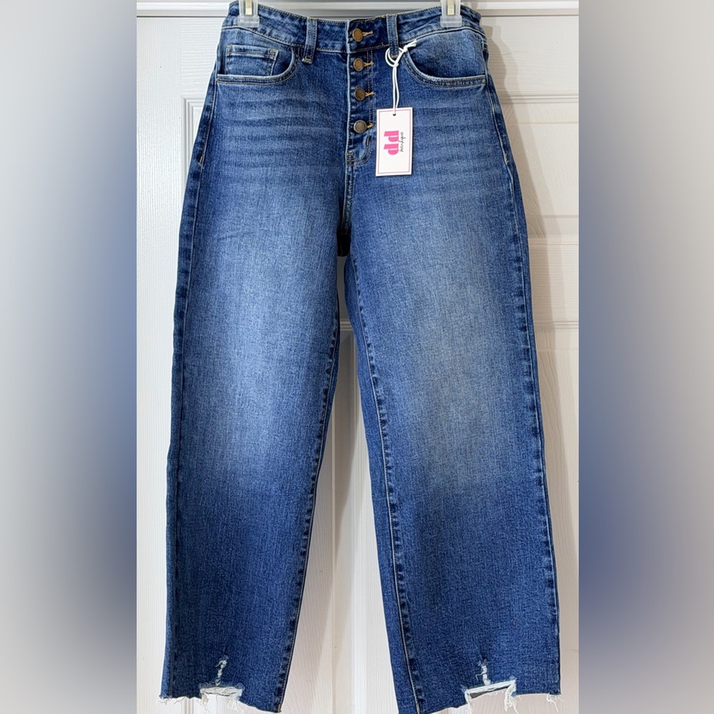 NWT Discount Diva Women’s Button Fly Jeans – High Rise, Raw Hem